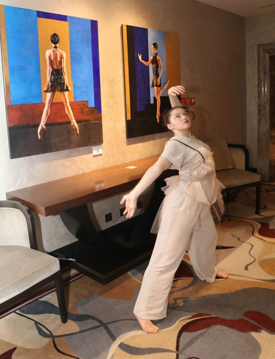«Grand Hotel Kempinski Riga» atklāj austriešu mākslinieka Leo Štopfera (Leo Stopfer) gleznu izstādi par baleta tēmu 349244