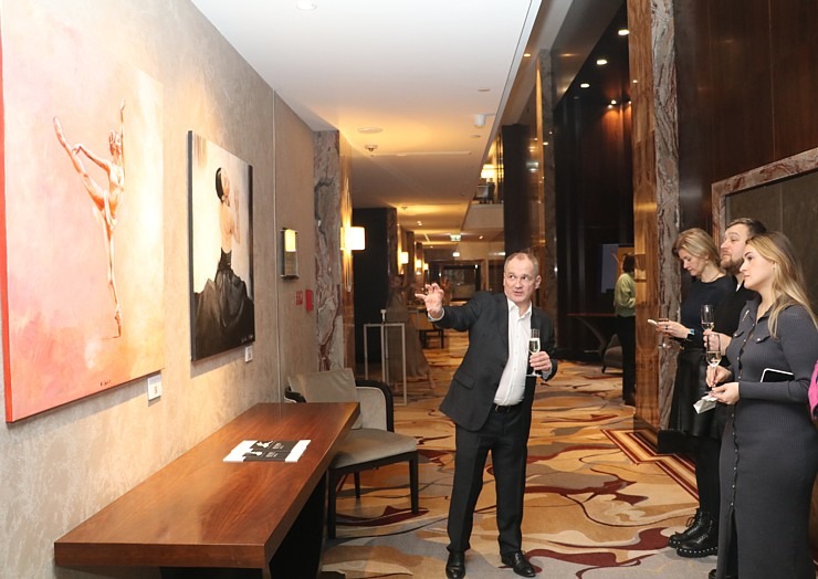 «Grand Hotel Kempinski Riga» atklāj austriešu mākslinieka Leo Štopfera (Leo Stopfer) gleznu izstādi par baleta tēmu 349249