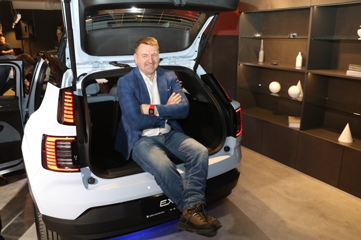 Autocentrs «Mūsa Motors Rīga» izsmalcinātā veidā prezentē jauno un elektrisko «Volvo EX30» 349409