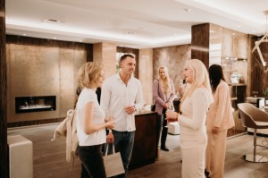 Vecrīgas «Grand Hotel Kempinski Riga» atklāj ekskluzīvo Dzintara terapijas SPA rituālu. Foto: Kempinski.com 49