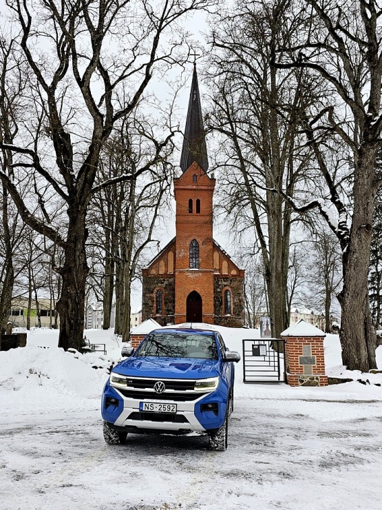 Apceļojam Latviju ar otrās paaudzes 6 cilindru jaudīgo «VW Amarok» 350122