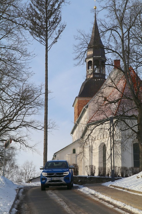 Apceļojam Latviju ar otrās paaudzes 6 cilindru jaudīgo «VW Amarok» 350124