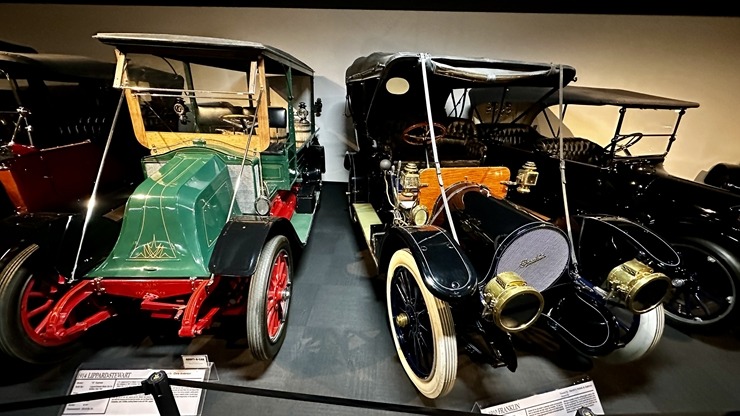 Iepazīstam ASV Nacionālais automobiļu muzeja eksponātus no Viljama F. Hara kolekcijas Nevadas štatā. Foto: Jānis Putniņš 350952