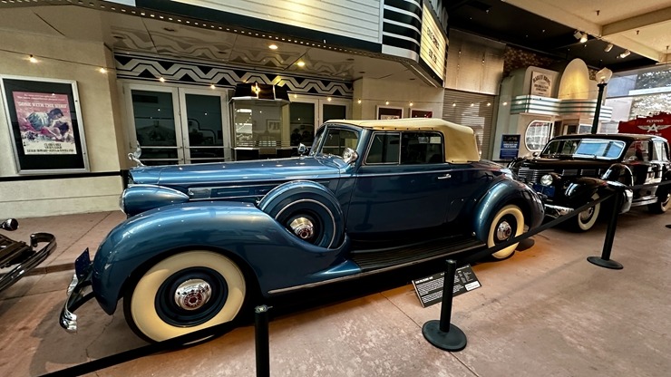 Iepazīstam ASV Nacionālais automobiļu muzeja eksponātus no Viljama F. Hara kolekcijas Nevadas štatā. Foto: Jānis Putniņš 350956