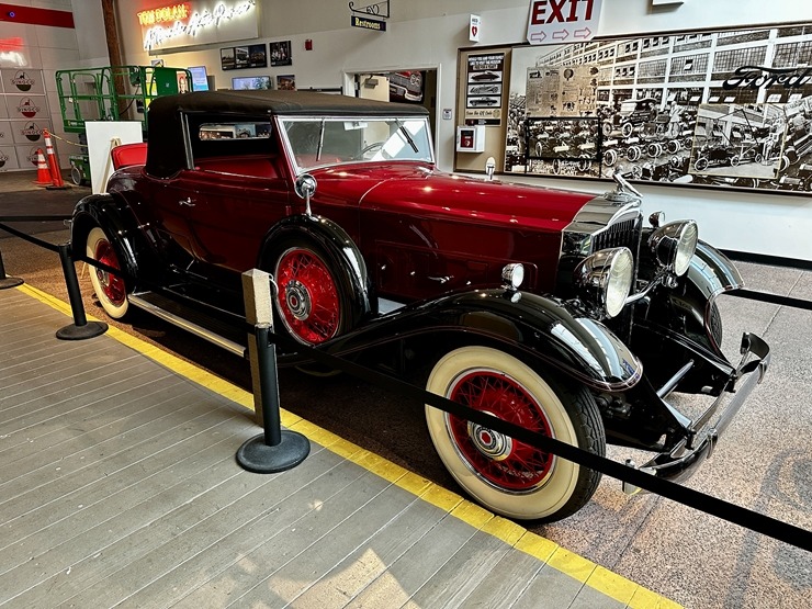 Iepazīstam ASV Nacionālais automobiļu muzeja eksponātus no Viljama F. Hara kolekcijas Nevadas štatā. Foto: Jānis Putniņš 350963