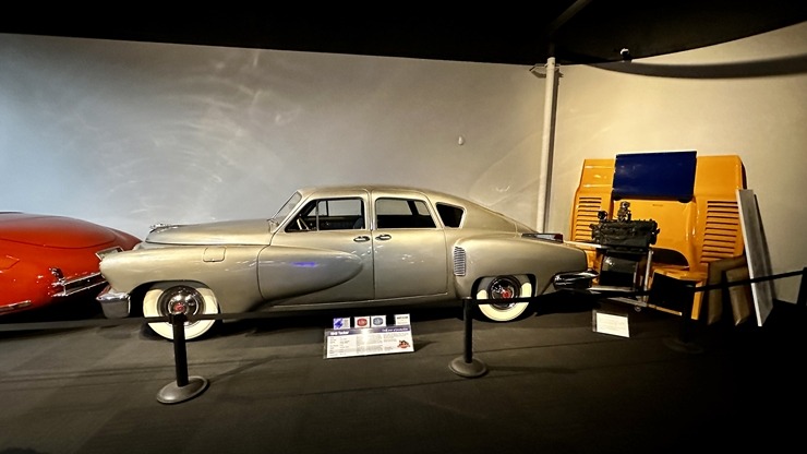 Iepazīstam ASV Nacionālais automobiļu muzeja eksponātus no Viljama F. Hara kolekcijas Nevadas štatā. Foto: Jānis Putniņš 351000
