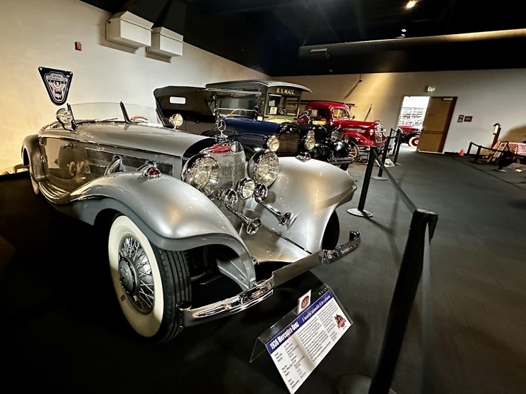 Iepazīstam ASV Nacionālais automobiļu muzeja eksponātus no Viljama F. Hara kolekcijas Nevadas štatā. Foto: Jānis Putniņš 351011