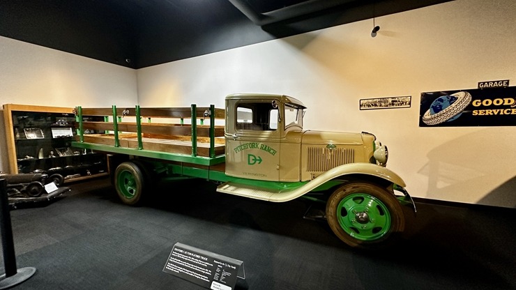 Iepazīstam ASV Nacionālais automobiļu muzeja eksponātus no Viljama F. Hara kolekcijas Nevadas štatā. Foto: Jānis Putniņš 351018