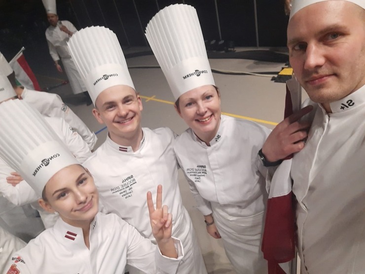 Latvijas pavāru komanda izcīnīja 12. vietu starp labākajām Eiropas un Pasaules komandām Tronheimā Norvēģijā. Foto: Latvijas Pavāru klubs un Bocuse d’O 351321