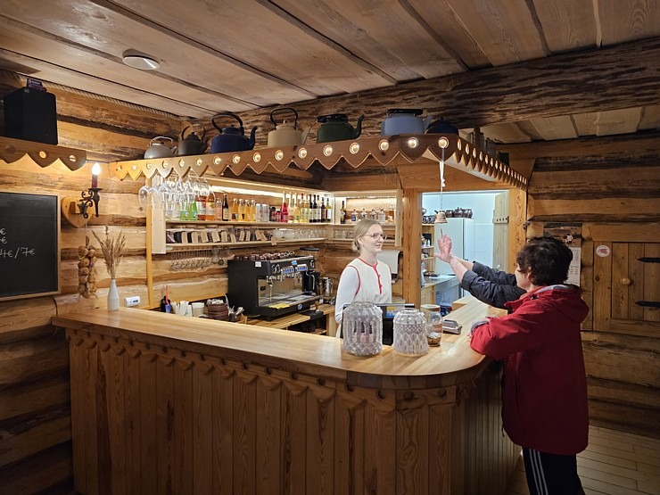 Travelnews.lv sadarbībā ar ALTA izbauda setu kulināro mantojumu Igaunijas tējas mājā «Seto Tsäimaja» 352255