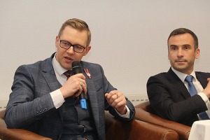 Tūrisma nozare viesnīcā «Riga Islande Hotel» diskutē ar Eiropas Parlamenta deputāta amata kandidātiem 17
