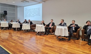 Tūrisma nozare viesnīcā «Riga Islande Hotel» diskutē ar Eiropas Parlamenta deputāta amata kandidātiem 8