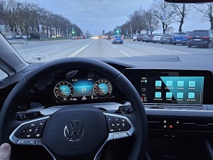 Travelnews.lv sadarbībā ar «Sixt Latvija» ceļo jaunā «VW Golf VIII 1.5 eTSI» 23
