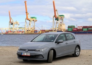 Travelnews.lv sadarbībā ar «Sixt Latvija» ceļo jaunā «VW Golf VIII 1.5 eTSI» 5