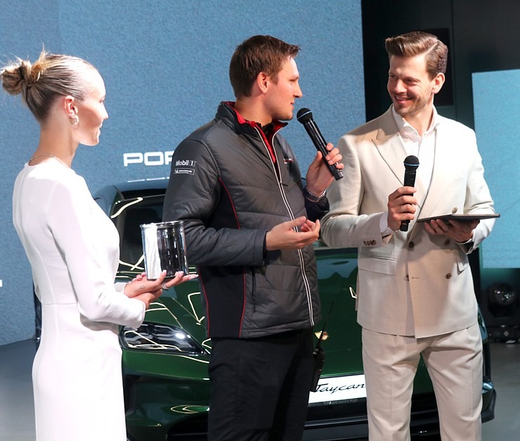 Travelnews.lv sadarbībā ar «Porsche Latvija» atklāj un izmēģina jauno «Porsche Taycan» 353285
