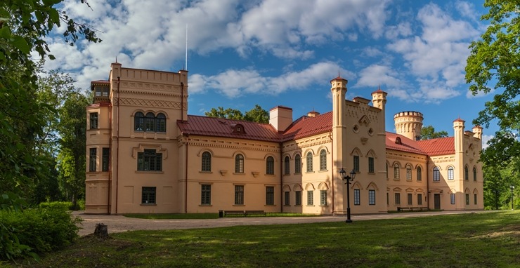 Preiļu muižas komplekss un parks ir kļuvis par svarīgu Latgales apceļotāju galamērķi. Foto: Preiļu novada Tūrisma attīstības un informācijas centrs 355249