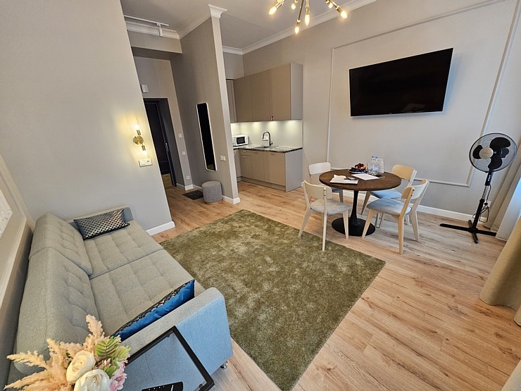 Travelnews.lv Rīgā iepazīst jaunu 4 zvaigžņu apartamentu viesnīcu «Aparthotel Amella» 355802