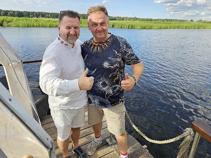 Latvijas tūrisma firma «Nikos Travel» uz peldošas terases Lielupē atzīmē 17 gadu jubileju 356309
