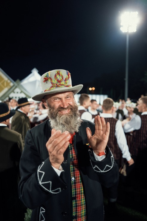 Lietuvas dziesmu un deju svētki svin savu 100. dzimšanas dienu. Foto: Govilnius.lt 356531
