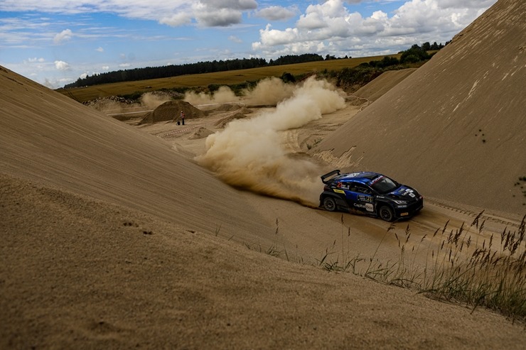 Piedāvājam spilgtākos foto mirkļus no FIA pasaules rallija čempionāta (WRC) debijas Latvijā. Foto: Gatis Smudzis 357022