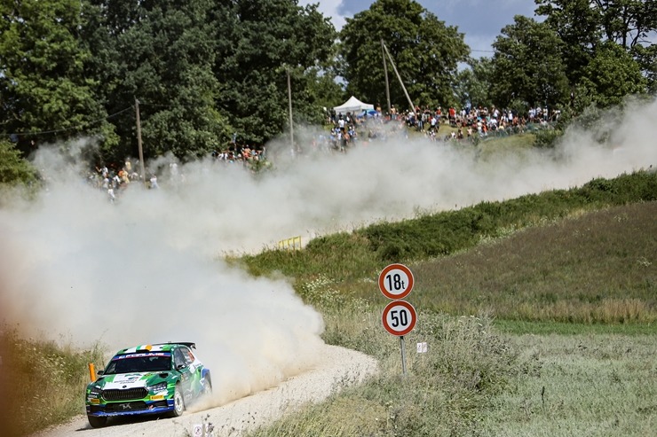 Piedāvājam spilgtākos foto mirkļus no FIA pasaules rallija čempionāta (WRC) debijas Latvijā. Foto: Gatis Smudzis 357063
