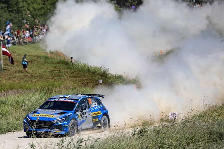 Piedāvājam spilgtākos foto mirkļus no FIA pasaules rallija čempionāta (WRC) debijas Latvijā. Foto: Gatis Smudzis 357064