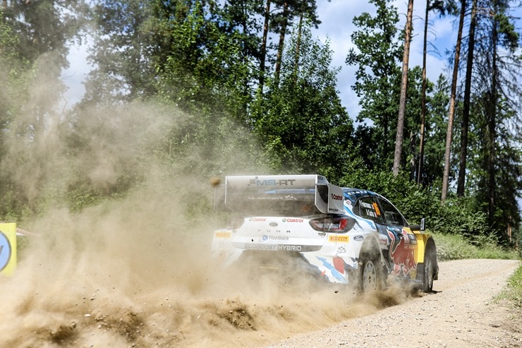 Piedāvājam spilgtākos foto mirkļus no FIA pasaules rallija čempionāta (WRC) debijas Latvijā. Foto: Gatis Smudzis 357083