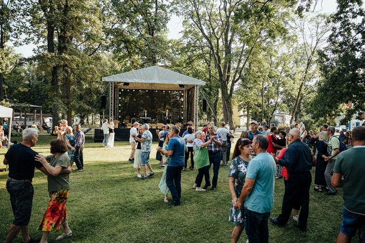 Valmiera ar lielu vērienu svin dzimšanas dienu. Foto: Andris Ķesteris un citi. 357494