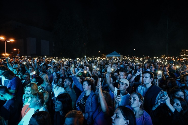 Valmiera ar lielu vērienu svin dzimšanas dienu. Foto: Andris Ķesteris un citi. 357518