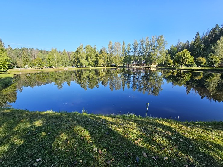 Dodamies pārgājienā pa Līgatnes dabas takām un lūkojam daudzās alas 358926