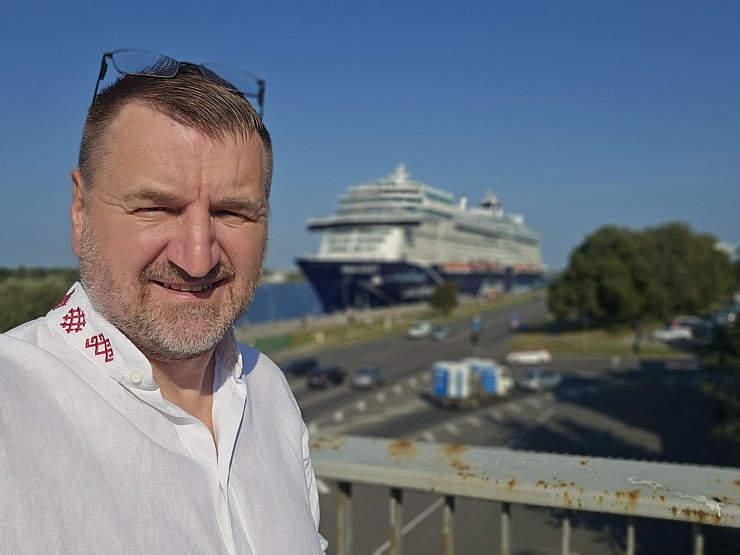 Rīgā ienāk jauns kruīzu kuģis «Mein Schiff 7» no Vācijas ar 2838 tūristiem 359503