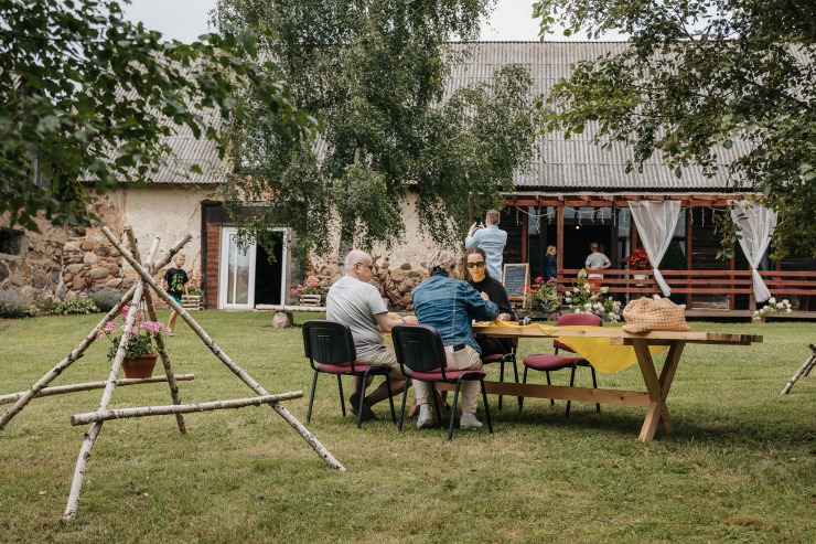 Daži fotomirkļi no Mājas kafejnīcas dienām 2024.gada vasarā. Foto: liaa.gov.lv 360520