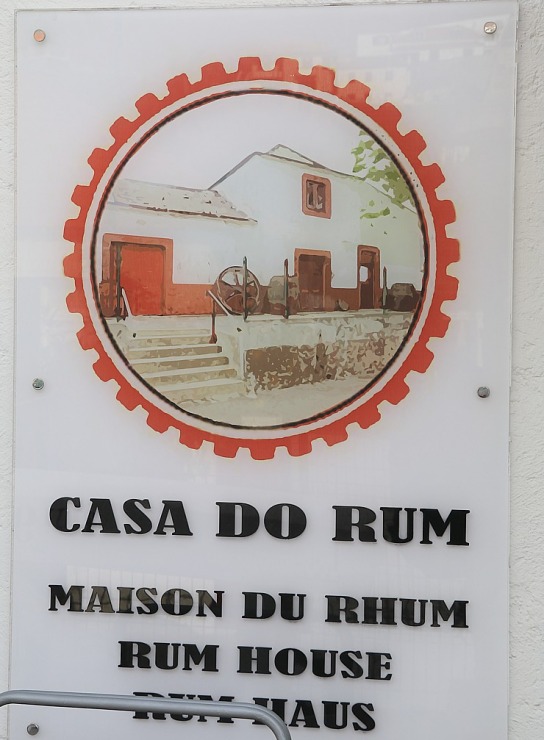 Iepazīstam Madeiras cukura ražotni «Engenhos do Norte» un degustējam «Casa do Rum» vietējo rumu. Sadarbībā ar «airBaltic» 361705