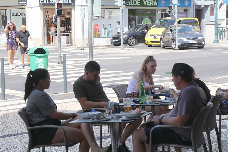 Izbaudām Madeiras galvaspilsētas zivju restorāna «Peixaria no Mercado» ēdienkarti Funšalā. Sadarbībā ar «airBaltic» 361728