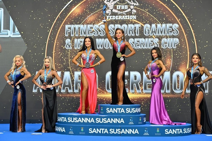 Latvijas izlases sportiste Elizabete Gellere izcīna divas sudraba godalgas IFBB Pasaules kausā fitnesa sporta veidos 363593