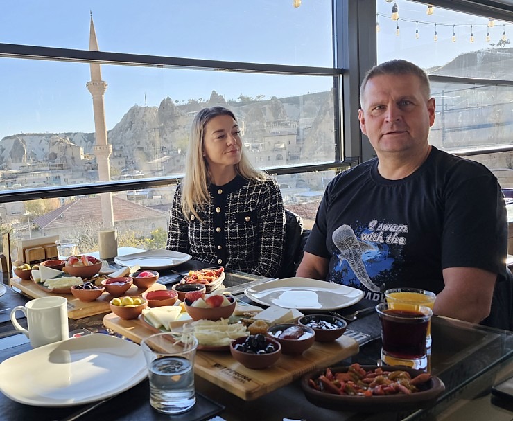 Sadarbībā ar «Turkish Airlines» izbaudām Kapadokijas restorāna «Tuma Restaurant» brokastis un vakariņas 363752