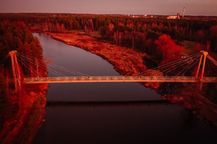 Pēc atjaunošanas atklāts Vanšu tilts pār Gauju Valmierā. Foto: Raivo Sarelainens 363854