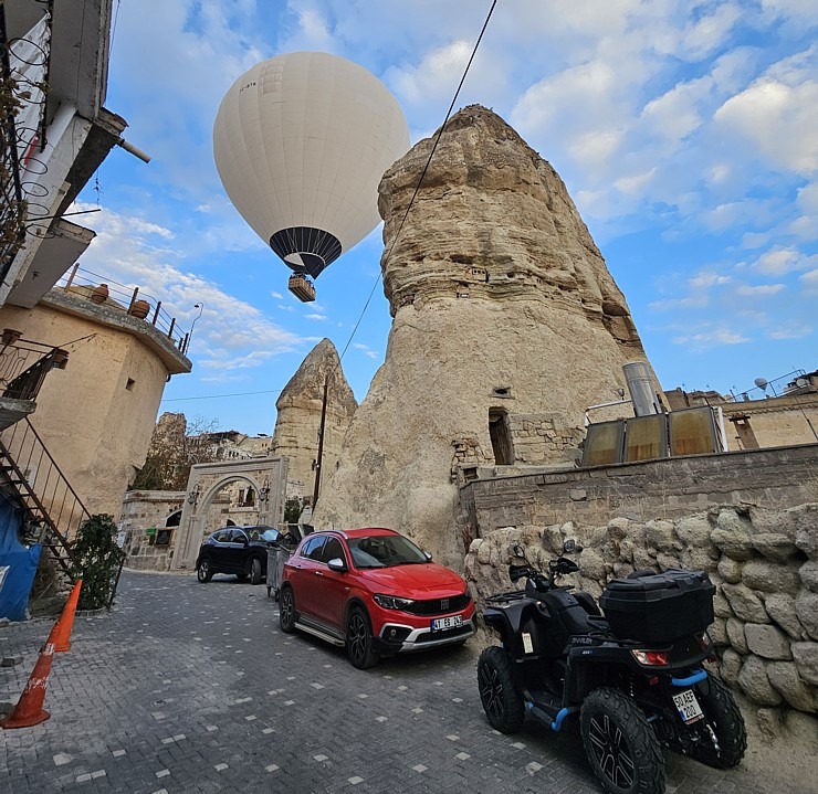 Sadarbībā ar «Turkish Airlines» ar 4 nakšņojumiem iepazīstam Kapadokijas alu viesnīcu «Peruna Cave Hotel» 364768