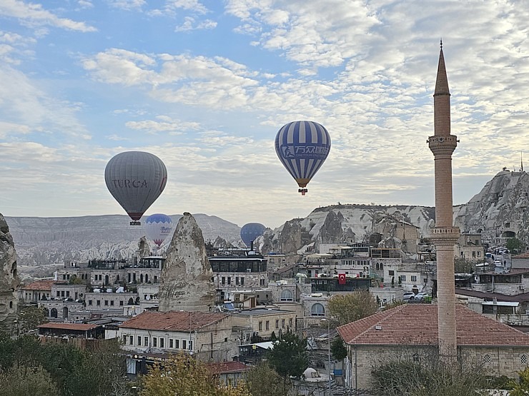 Sadarbībā ar «Turkish Airlines» ar 4 nakšņojumiem iepazīstam Kapadokijas alu viesnīcu «Peruna Cave Hotel» 364769