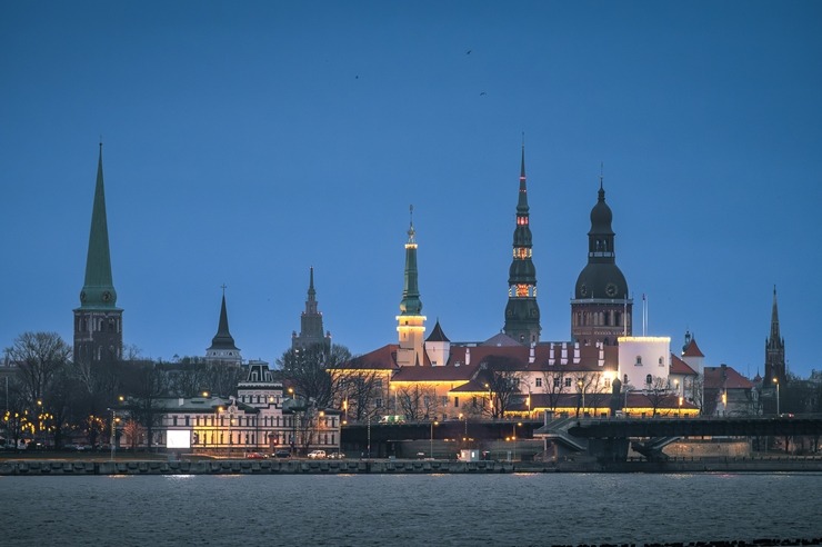 Ar vācu kompānijas «Phoenix Reisen» kuģa «Amadea» vizīti Rīgā iesākusies ziemas kruīzu sezona. Foto: Viesturs Jūgs 365200