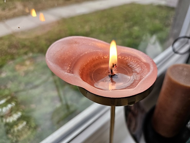 Meistarklases veidā iepazīstam sveču darbnīcu «Un:Te candles» Ķegumā 365686