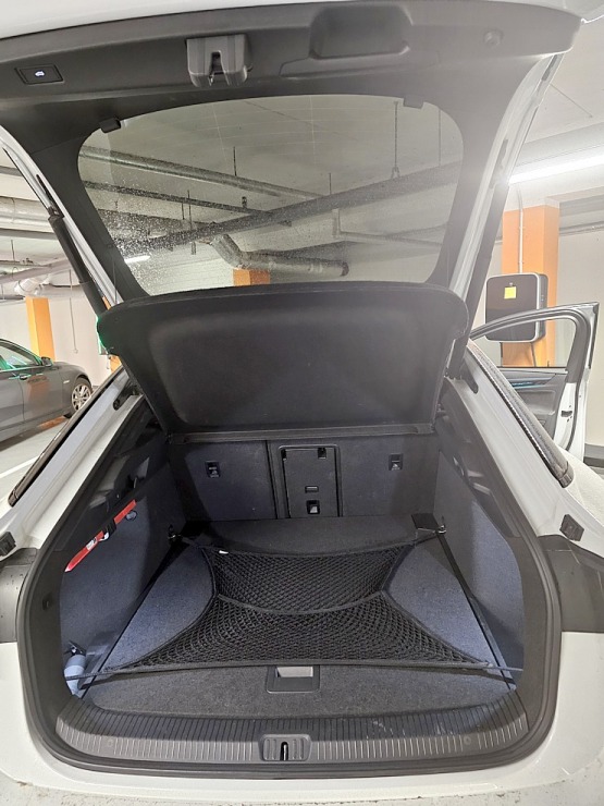 Ar jauno Volkswagen ID.7 ceļojam uz viesu namu «Bergervilla» Valkas novadā 366033
