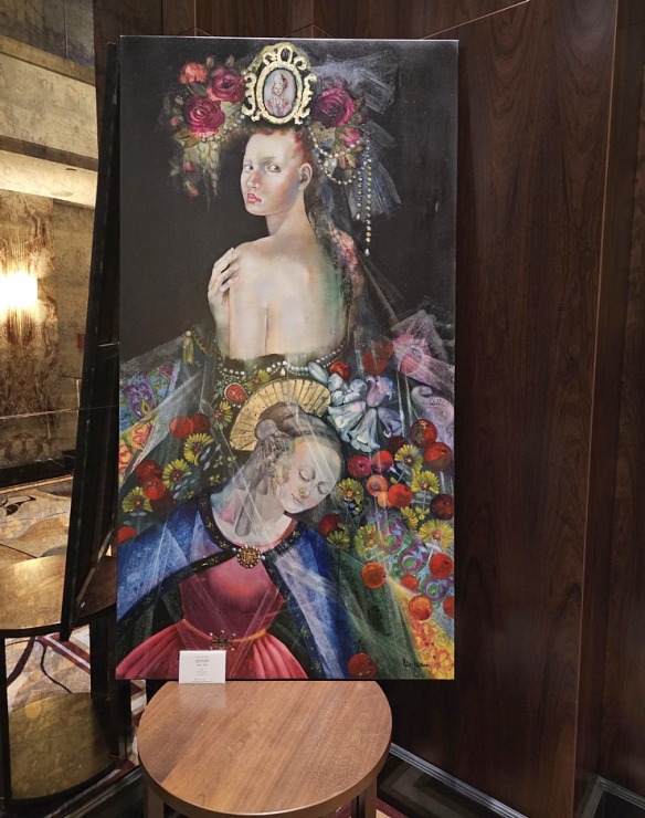Vecrīgas viesnīcā «Grand Hotel Kempinski Riga« atklāj mākslinieces Ilzes Laizānes izstādi «Amore Art & Fashion» 369638