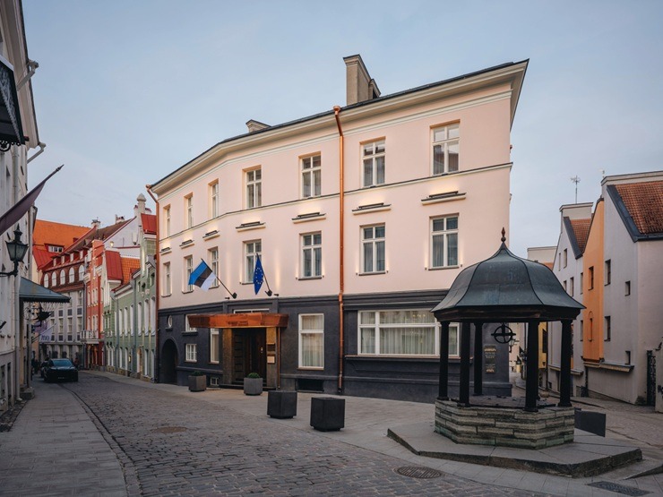 Tallinas vecpilsēta var lepoties ar jaunu, glaunu viesnīcu «Burman hotel» 369725