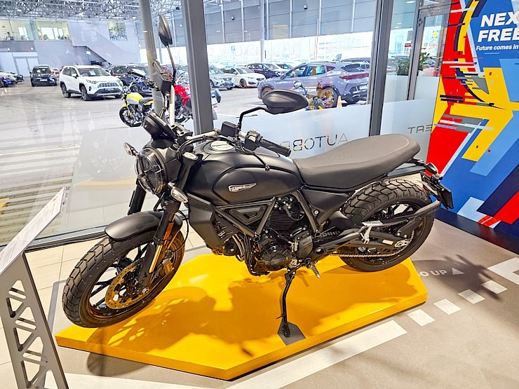Rīgā atklāts jaunais DUCATI motosalons AUTOBRAVA Motors dīlercentrā 369840