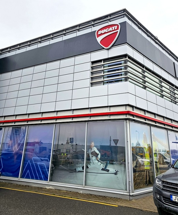 Rīgā atklāts jaunais DUCATI motosalons AUTOBRAVA Motors dīlercentrā 369828