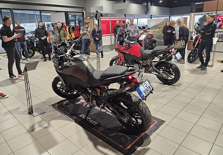 Rīgā atklāts jaunais DUCATI motosalons AUTOBRAVA Motors dīlercentrā 369831