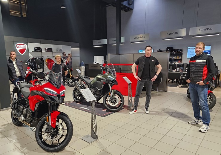 Rīgā atklāts jaunais DUCATI motosalons AUTOBRAVA Motors dīlercentrā 369833