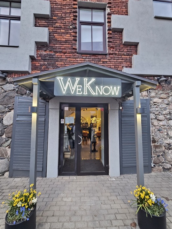 Iepazīstam Rēzeknes restorāna «We Know» ēdienkartes piedāvājumu un Latgales ēdienu meistarklases Iepazīstam Rēzeknes restorāna «We Know» ēdienkartes piedāvājumu un Latgales ēdienu meistarklases 370053