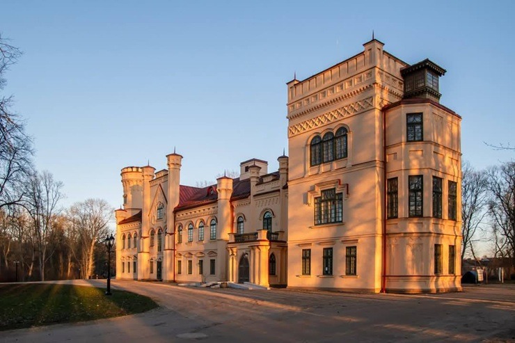 Preiļus krāšņo pavasaris un Lieldienu rotas 370172